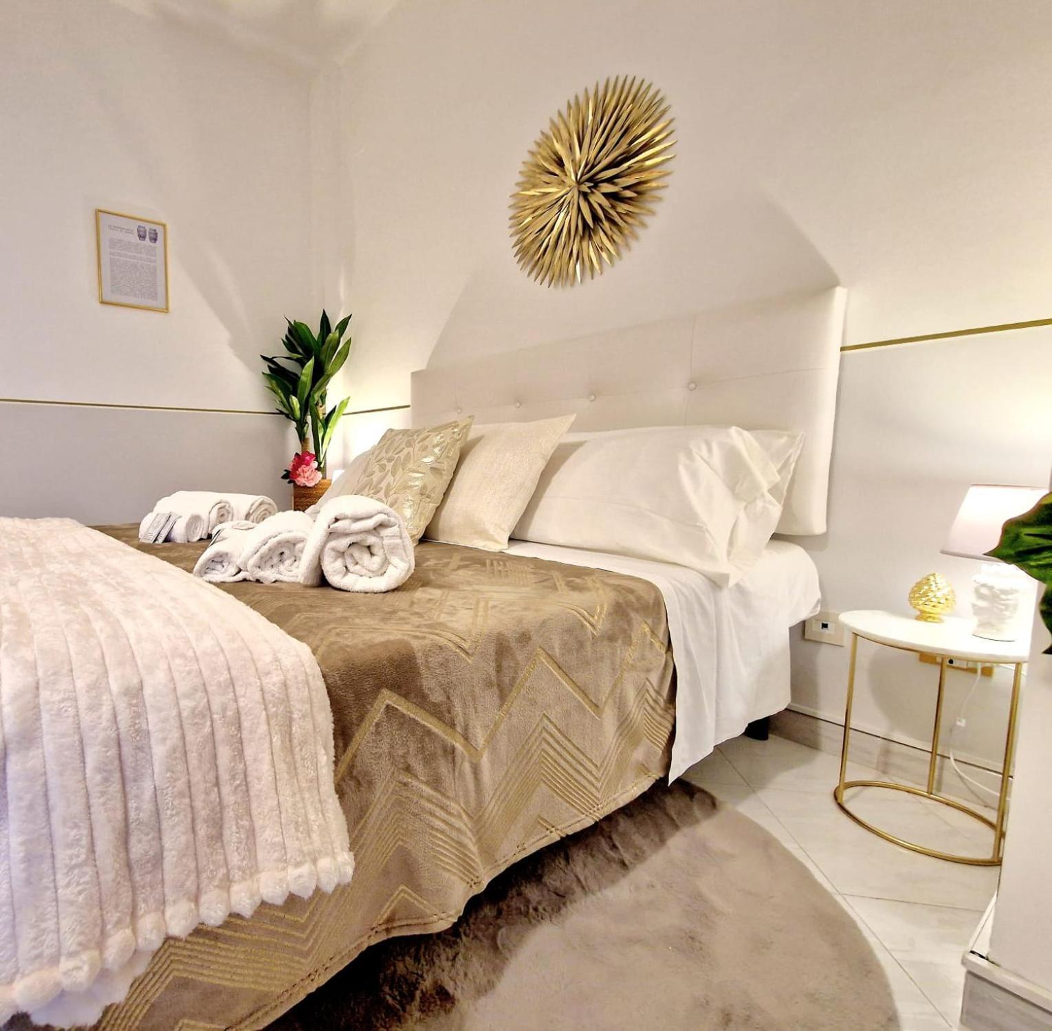 Ferienwohnung Politeama Dependance Palermo Exterior foto